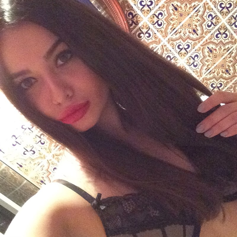 💫
💋 В моих руках ты откроешь новые грани наслаждения. Я умею доставить удовольствие, которого ты еще никогда не испытывал. Мой опыт и нежные руки сделают тебя полностью удовлетворенным. 😉
📷 Мои фото говорят сами за себя - я соблазнительная брюнетка с изысканной внешностью и развратным телом. Ты увидишь, что я еще красивее в реальности! 💃
🌟 В моих услугах есть все, чтобы ты окунулся в волшебный мир наслаждения: классический секс, оральные ласки, массаж и многое другое. Я слушаю твои желания и готова исполнить их. 💞
💌 Секс со мной - это не только физическое удовлетворение, но и душевный контакт. Я открыта для новых впечатлений и готова сделать нашу встречу незабываемой. 🌹
🌇 Живу в Москве и готова приехать к тебе в любую точку города или принять тебя в своей уютной квартире. Звони и давай сделаем нашу встречу по-настоящему особенной! 💋 Елена